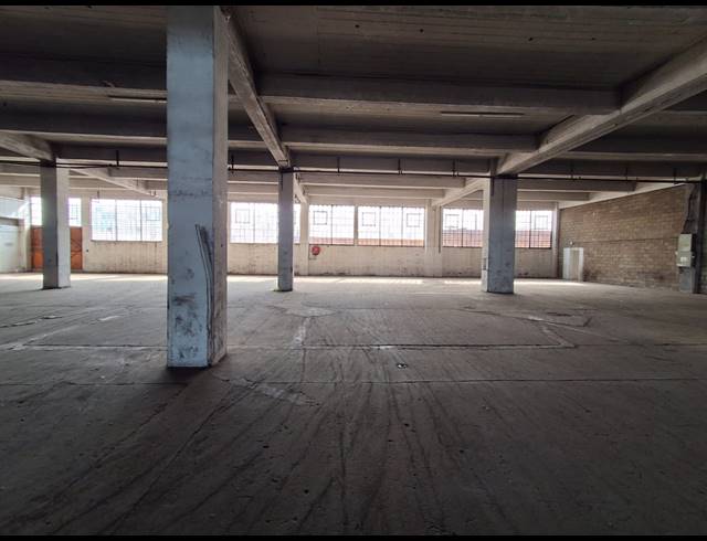2,505M² WAREHOUSE TO LET IN HERIOTDALE